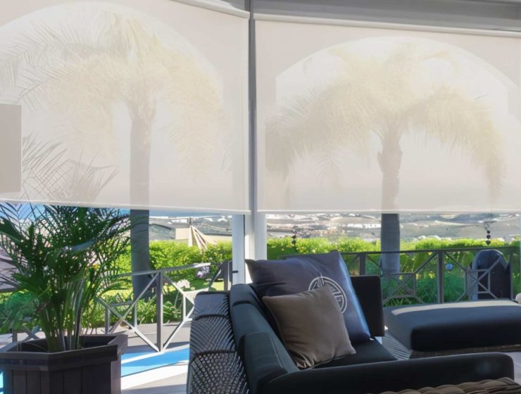 Outdoor Roller Shades: The Ultimate Guide to the Best Outdoor Shades